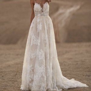 Madi Lane Avery Dress Size 0-2